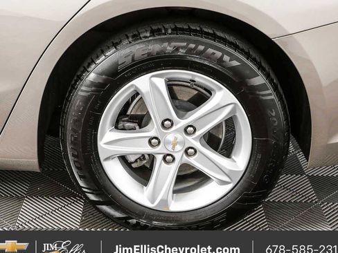 Used 2023 Chevrolet Malibu LT FWD image 34