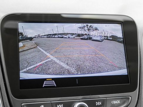 Used 2020 Chevrolet Malibu LT image 21