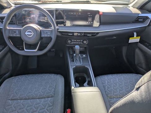 New 2026 Nissan Kicks SV w/ Cold Weather Package image 7