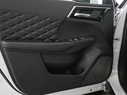 Used 2023 Mitsubishi Outlander SEL image 19