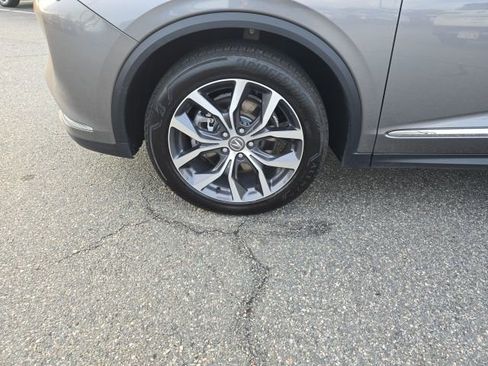 Used 2023 Acura MDX SH-AWD w/ Technology Package image 11