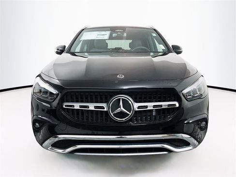 New 2025 Mercedes-Benz GLA 250 4MATIC image 2