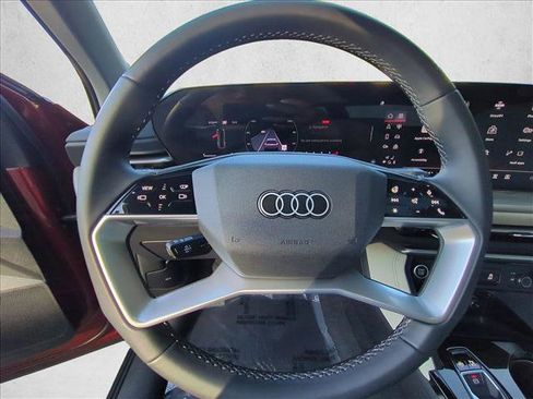 Used 2025 Audi Q5 Premium Plus w/ Premium Plus AWD/4WD image 29