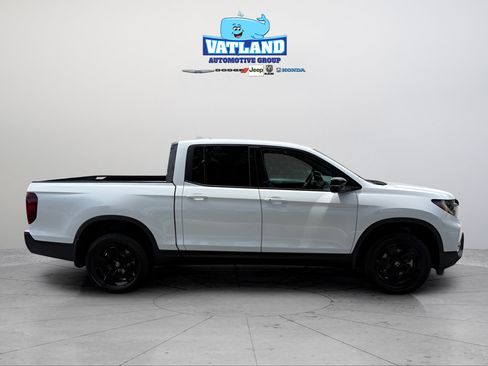 New 2026 Honda Ridgeline Black Edition image 8