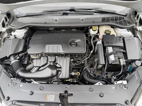 Used 2016 Buick Verano w/ Comfort Package image 31