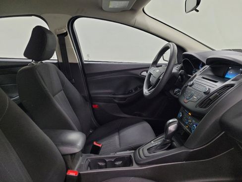 Used 2016 Ford Focus SE FWD image 21