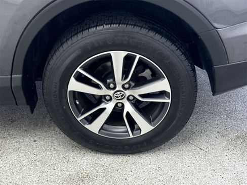 Used 2018 Toyota RAV4 XLE image 36