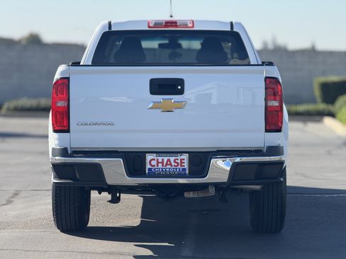 Used 2020 Chevrolet Colorado W/T w/ WT Convenience Package image 6