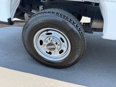 Used 2025 Ford F250 XL w/ XL Chrome Package AWD/4WD image 4