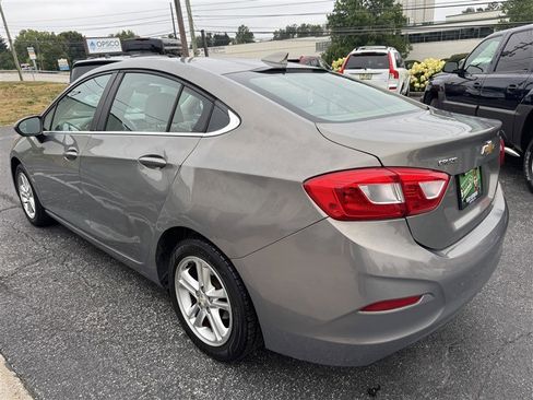 Used 2017 Chevrolet Cruze LT w/ Convenience Package image 7