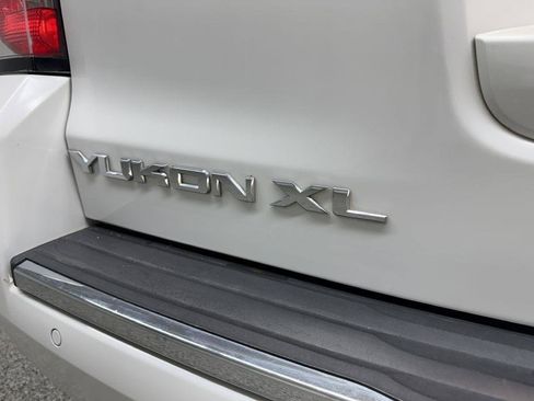 Used 2019 GMC Yukon XL Denali w/ Denali Ultimate Package image 7