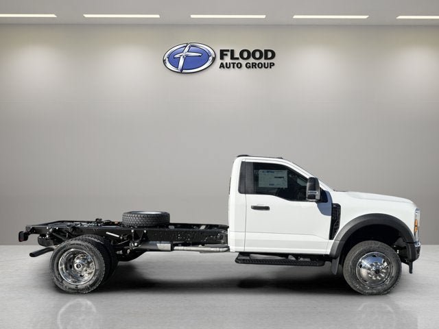 New 2027 Ford F550 4x4 Regular Cab Super Duty w/ XL Chrome Package image 4