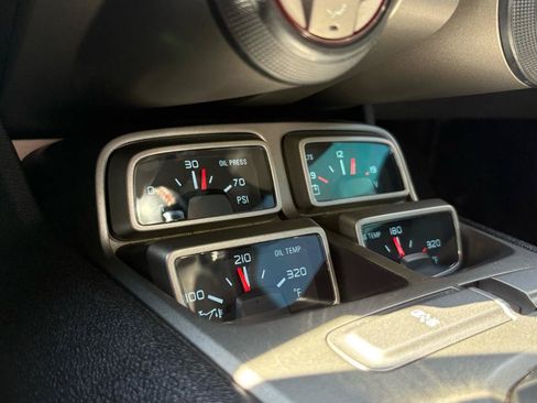 Used 2015 Chevrolet Camaro SS RWD image 24