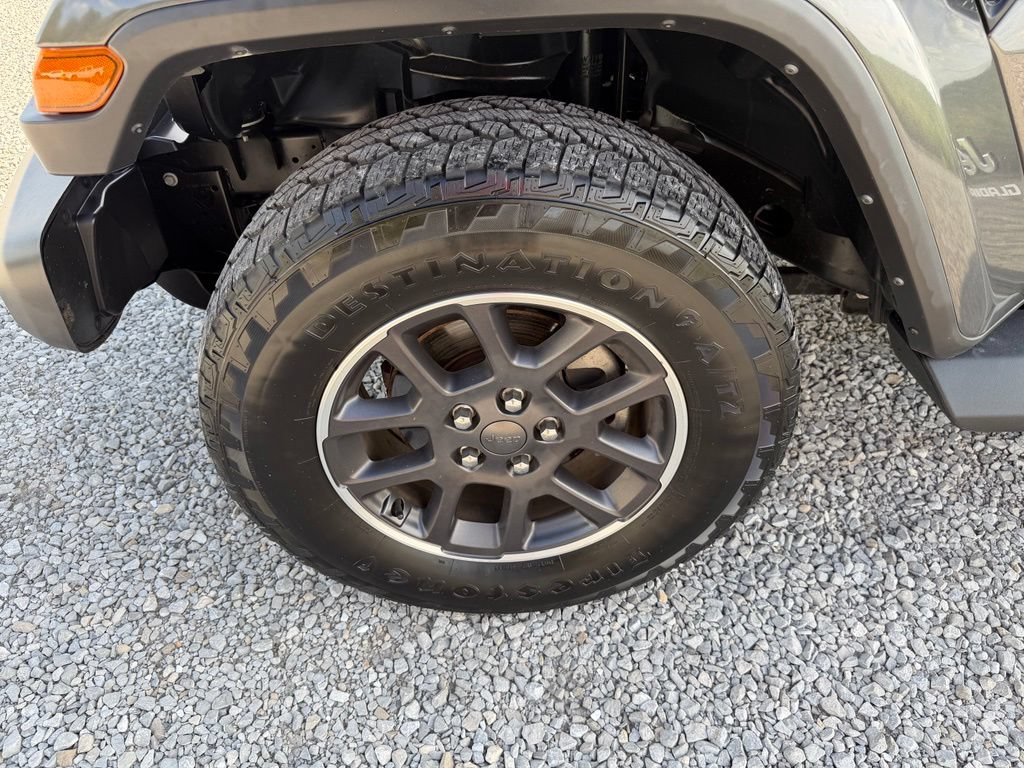 Used 2022 Jeep Gladiator Overland AWD/4WD image 31