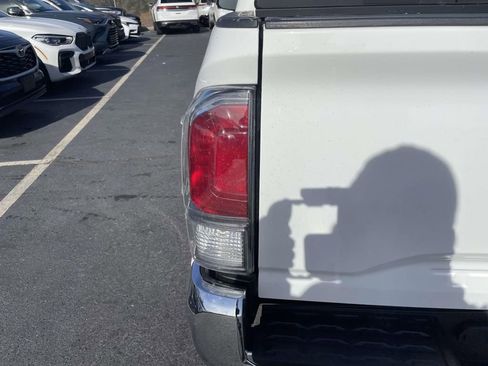 Used 2023 Toyota Tacoma TRD Off-Road image 20