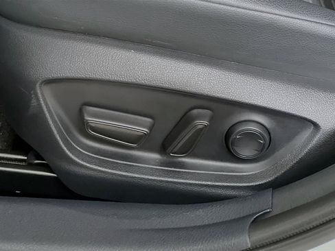 Used 2024 Toyota Camry SE FWD image 16