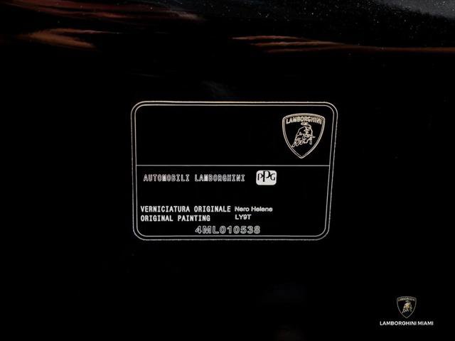 Used 2025 Lamborghini Urus SE AWD/4WD image 5