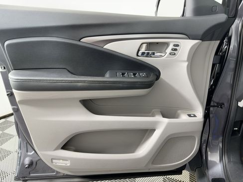 Used 2022 Honda Ridgeline RTL-E image 10