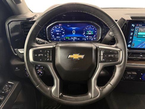 Used 2025 Chevrolet Silverado 1500 LT image 16