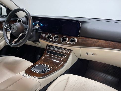 Used 2022 Mercedes-Benz E 350 4MATIC Sedan image 28