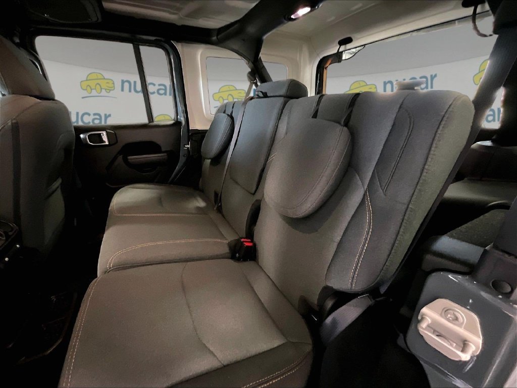 Used 2024 Jeep Wrangler Unlimited w/ Convenience Group AWD/4WD image 15
