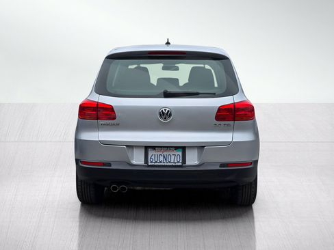Used 2012 Volkswagen Tiguan LE FWD image 5