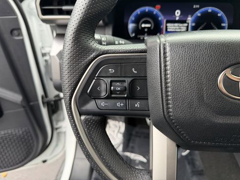 Used 2025 Toyota 4Runner TRD Sport image 16