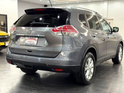 Used 2016 Nissan Rogue SV image 14