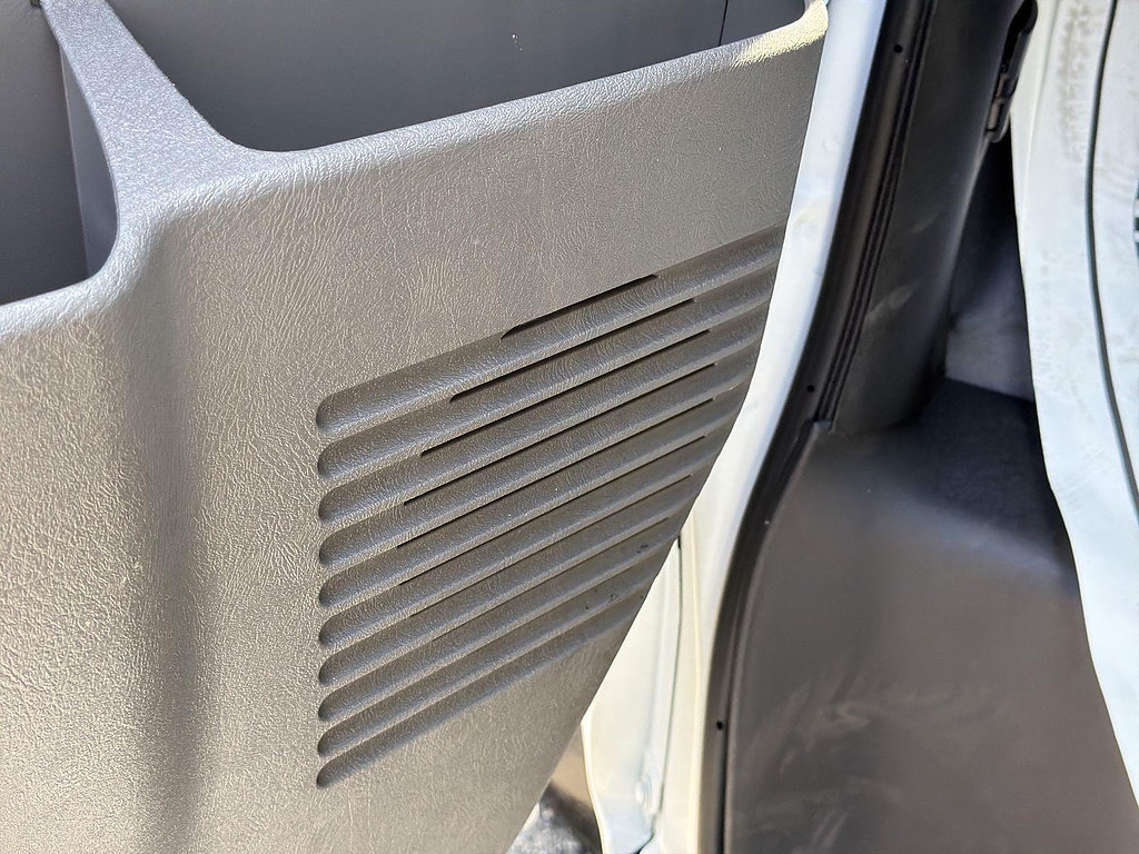New 2025 GMC Savana 3500 w/ Power Convenience Package RWD image 18