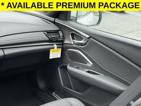 Certified 2025 Acura RDX SH-AWD image 28