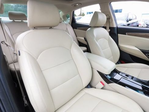 Used 2018 Kia Cadenza Technology FWD image 48