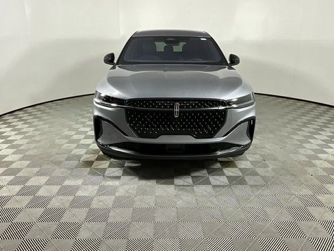 Used 2025 Lincoln Nautilus Premier w/ Jet Appearance Package image 7