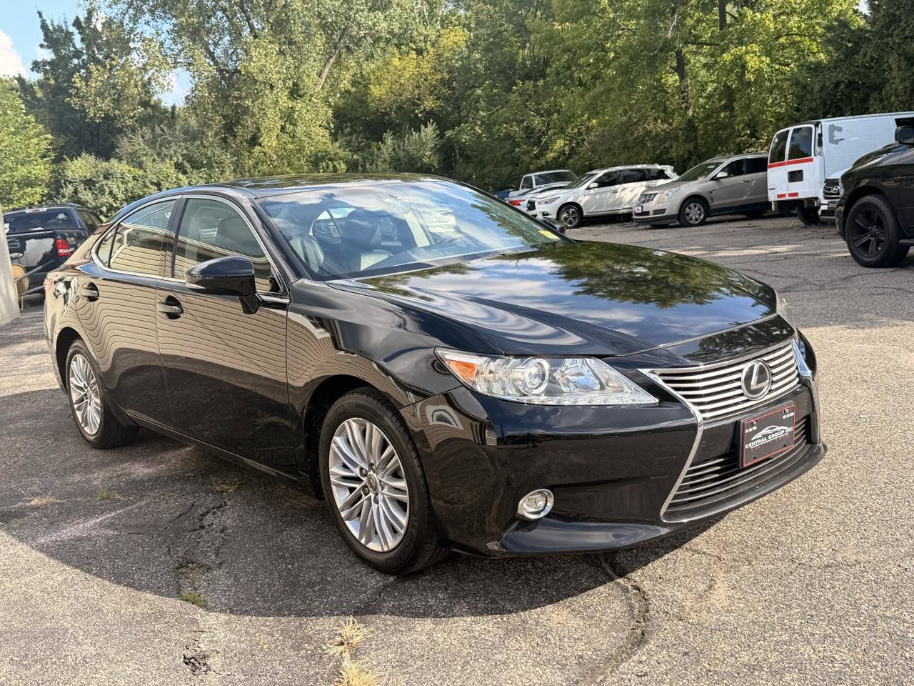 Used 2015 Lexus ES 350 w/ Luxury Package FWD image 8