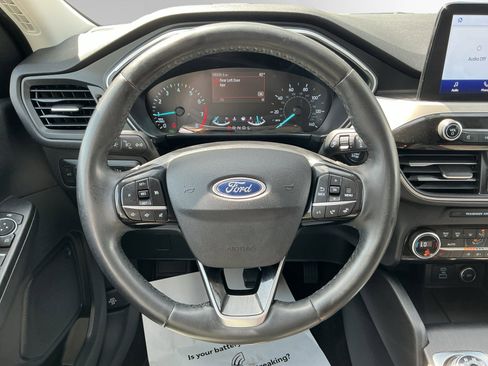 Used 2021 Ford Escape SE w/ SE Sport Appearance Package AWD/4WD image 12