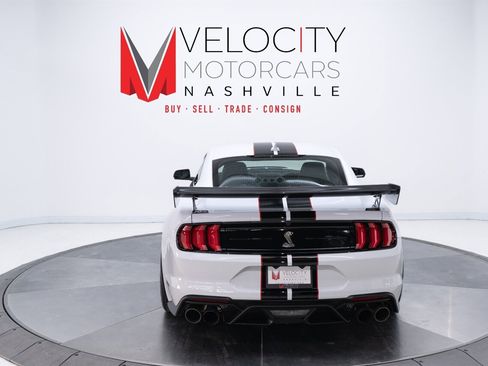Used 2022 Ford Mustang Shelby GT500 w/ Carbon Fiber Track Pack image 15