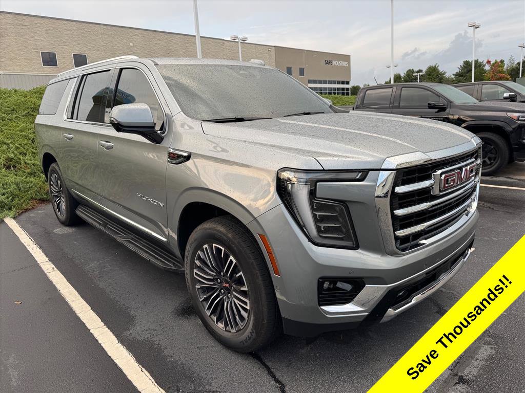 Used 2025 GMC Yukon XL Elevation AWD/4WD image 1