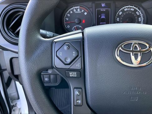 Used 2019 Toyota Tacoma SR AWD/4WD image 23
