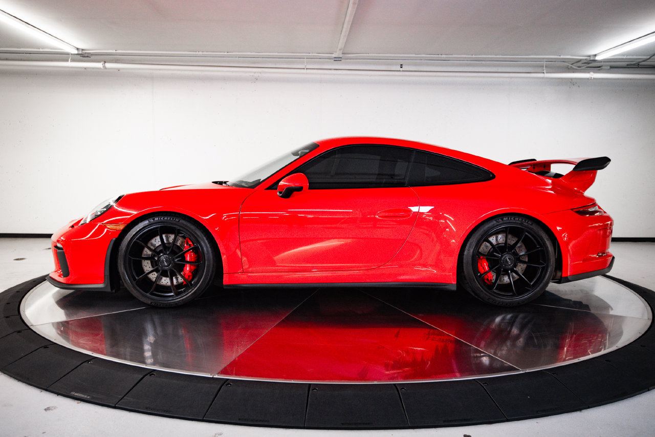 Certified 2018 Porsche 911 GT3 RWD image 2