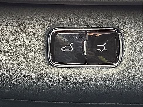 New 2025 Lincoln Navigator Reserve w/ Jet Appearance Package AWD/4WD image 21