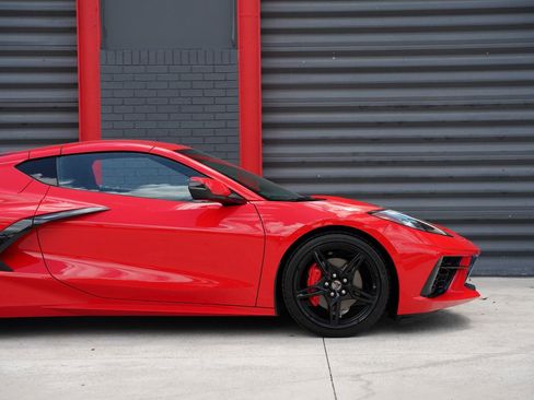Used 2023 Chevrolet Corvette Stingray Premium Cpe w/ 3LT RWD image 3