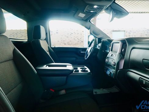 Used 2025 GMC Sierra 2500 Pro image 6