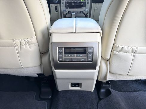Used 2021 Lexus GX 460 Premium w/ Premium Package AWD/4WD image 28