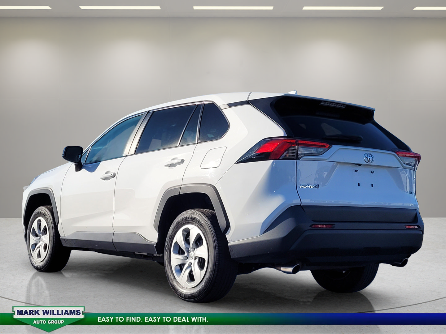Used 2025 Toyota RAV4 LE FWD image 6