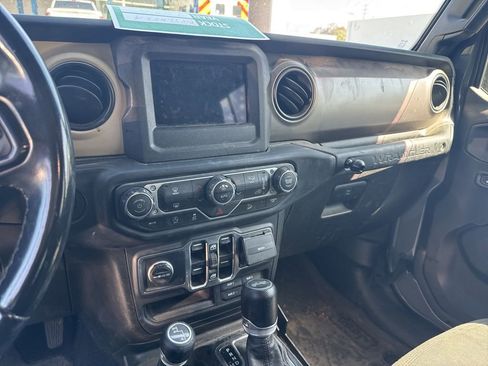 Used 2020 Jeep Wrangler Unlimited Sport S image 9