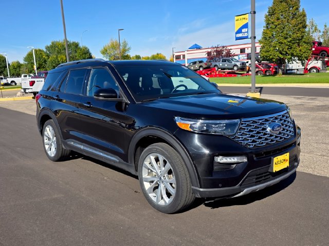 Used 2023 Ford Explorer Platinum w/ Technology Package AWD/4WD image 5