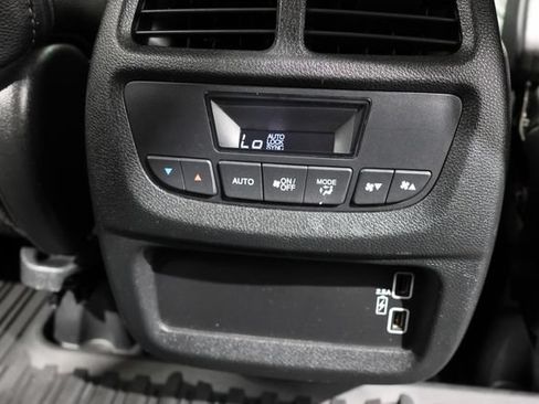 Used 2021 Honda Pilot Special Edition image 16
