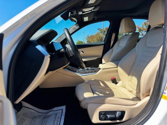 Used 2019 BMW 330i Sedan w/ Premium Package RWD image 27