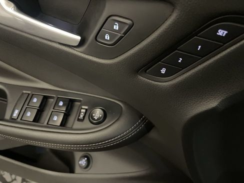 Used 2020 Buick Envision Essence w/ Experience Buick Package AWD/4WD image 18