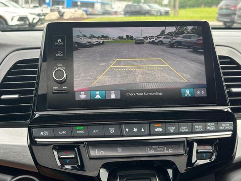 Used 2025 Honda Odyssey Sport-L image 23