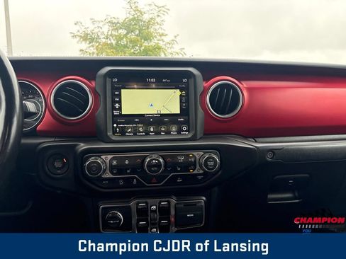 Used 2021 Jeep Gladiator Rubicon w/ Uconnect 4C Nav & Sound Group AWD/4WD image 3